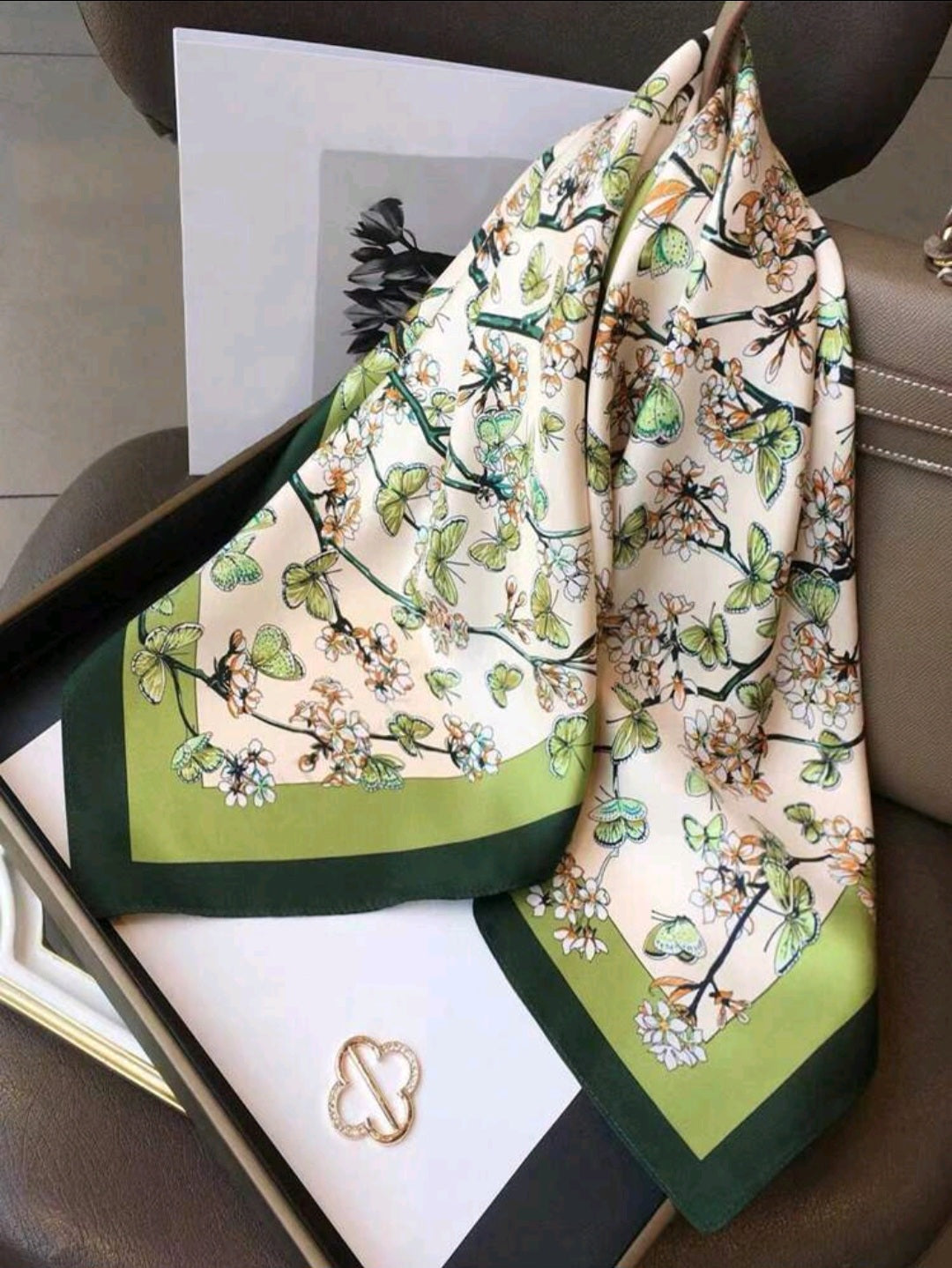 Fashion bandana groen vlinders - FutureStoreNL