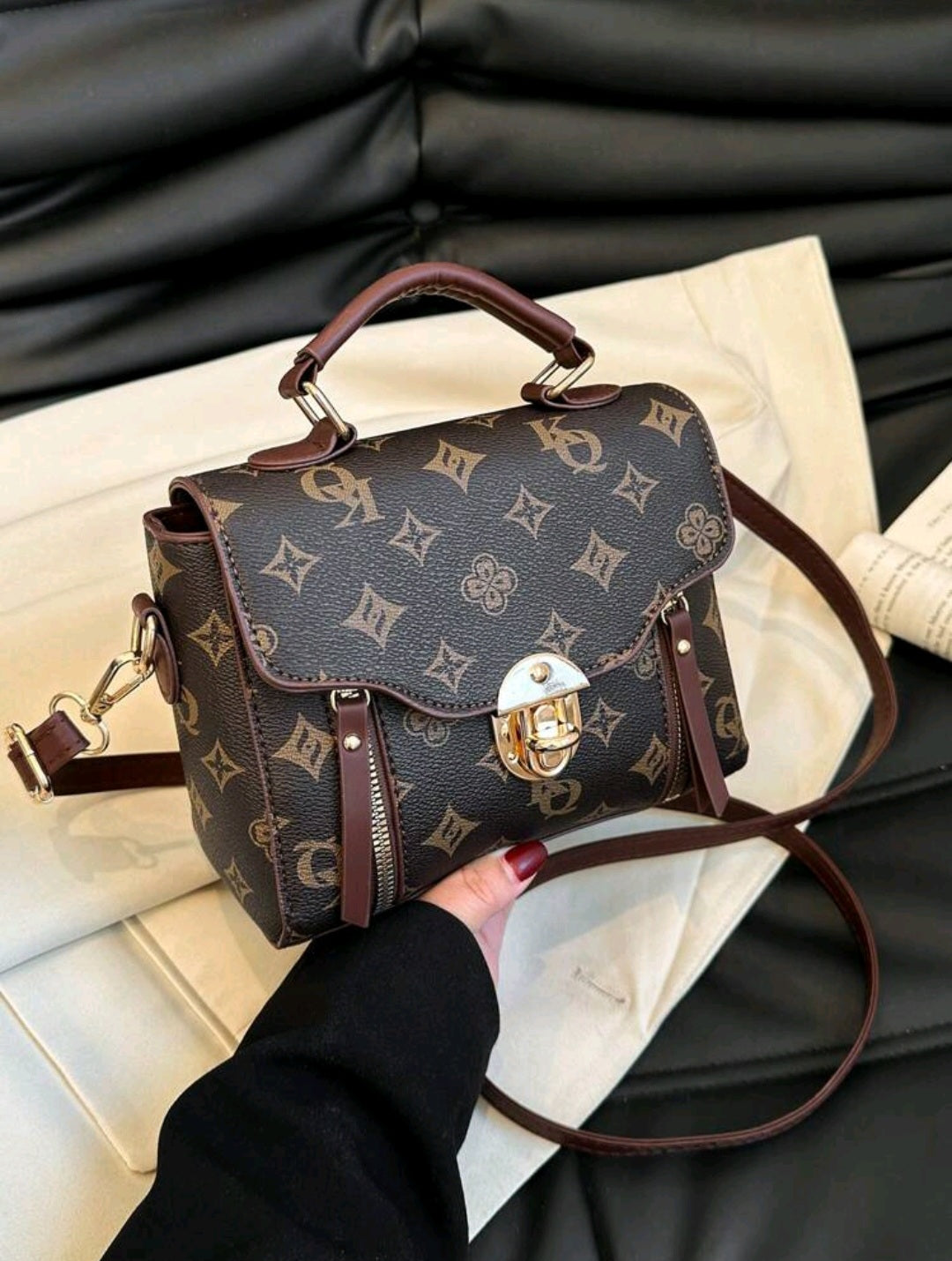 KQ schoudertas | minibag - FutureStoreNL