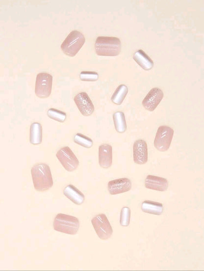 Roze glitter parelmoer nagels - FutureStoreNL